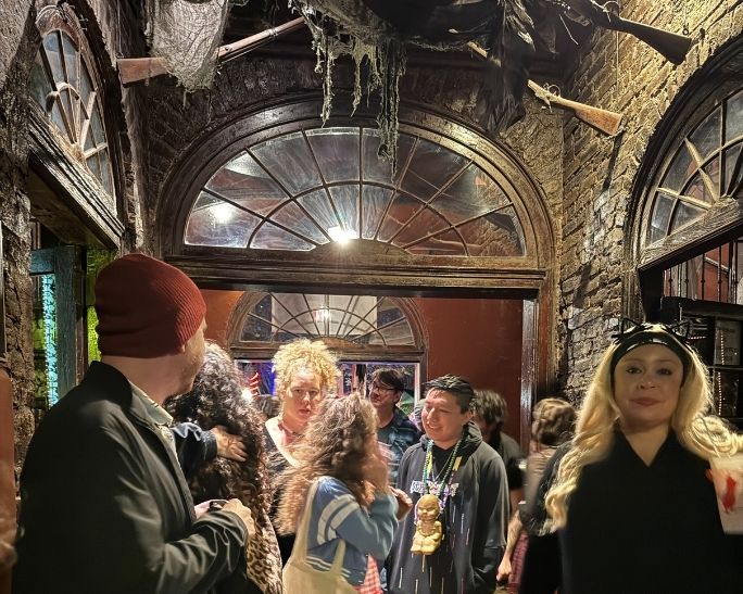 Screamfest NOLA crowded lobby